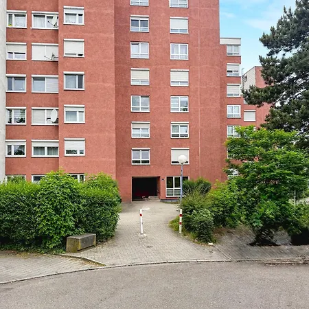 Cruwzo I Helle Studio-wohnung Mit Parkplatz